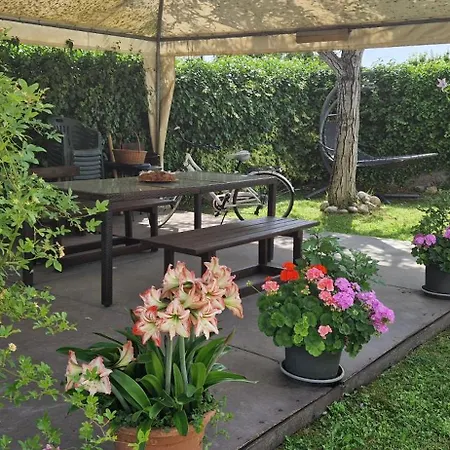 Irina Peschiera Del Garda Apartman Ponti Sul Mincio